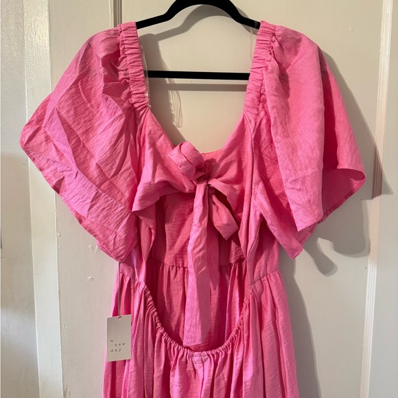 Pink Ruffle Sleeve Dress - Picture 2 of 3